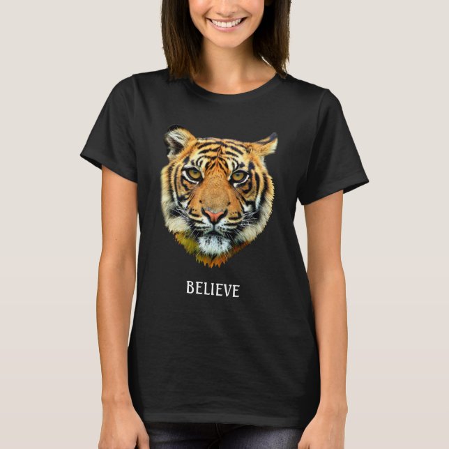 Cara de tigre salvaje y camiseta caligráfica creye (Anverso)