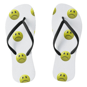 cara infeliz emoji sandalias zapatos chanclas