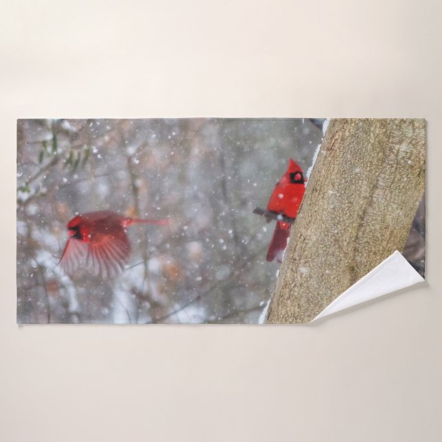 Cardenales en la nieve (Toalla de baño)