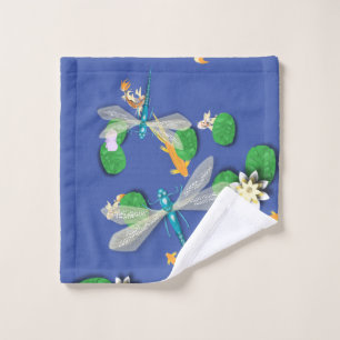 Carpa de Koi, Lirio de Agua y Dragonflies azules