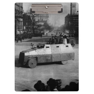 Carpeta De Pinza 27 de marzo de 1917: La escuadrilla del vehículo