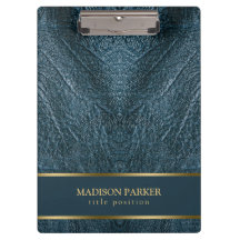 Acentos dorados de cuero azul