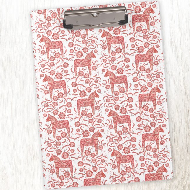 Carpeta De Pinza Arte folclórico rojo y blanco de Dala sueco (Red and white Swedish Dala Horse clipboard)