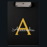Carpeta De Pinza Black Gold Modern Script Girly Monograma Nombre<br><div class="desc">Portapapeles de planeación de nombres de monograma negro y dorado. Esto hace que el dulce perfecto cumpleaños 16,  boda,  ducha de novia,  aniversario,  ducha de bebé o fiesta de soltera sea regalo para alguien que ama el lujo glam y los estilos de moda.</div>