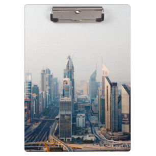 Carpeta De Pinza Calle Sheikh Zayed