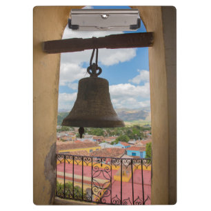 Carpeta De Pinza Campana en una torre de iglesia, Cuba