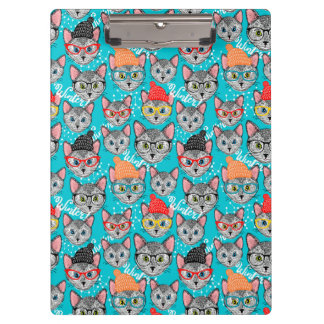 Carpeta De Pinza Gato en el gorra