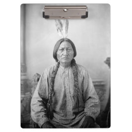 Carpeta De Pinza Líder lakota sacudiendo a indígenas norteamericano