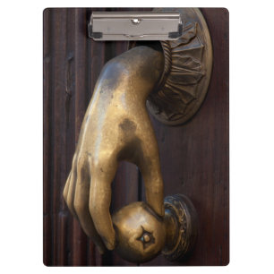 Carpeta De Pinza Llamador de puerta de mano primer plano, México