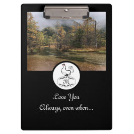 Carpeta De Pinza Madre Hen Nesting w Monogram Egg Photo