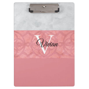 Carpeta De Pinza Monogramación De Batik Rosa Ruddy Y Acuarela Gris