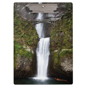 Carpeta De Pinza Multnomah baja en la garganta de Columbia
