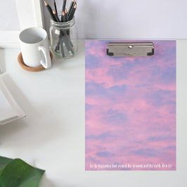 Carpeta De Pinza Nubes rosadas en contra de la Biblia Sky