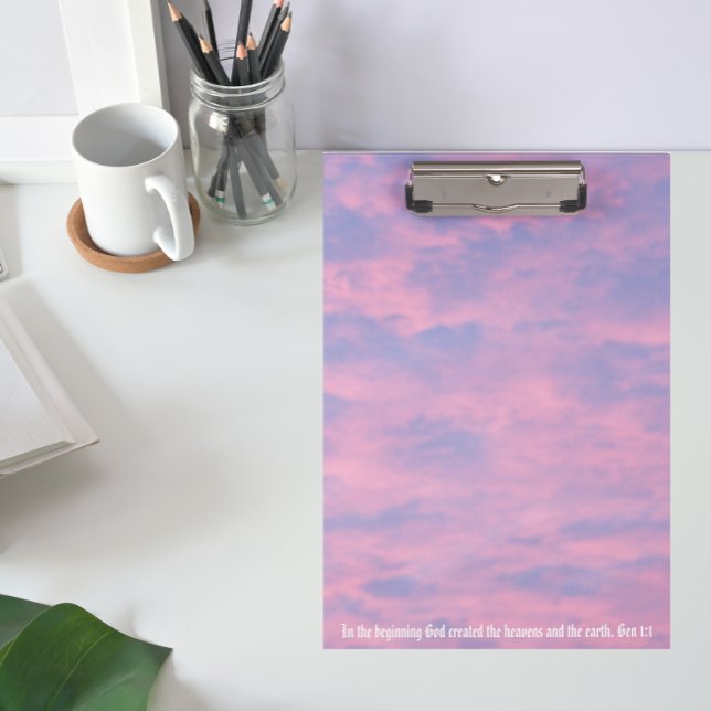 Carpeta De Pinza Nubes rosadas en contra de la Biblia Sky (In Situ)