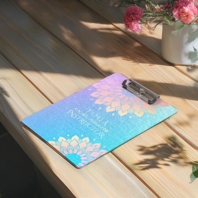 Carpeta De Pinza Rosa de Relieve metalizado dorado Mandala (Subido por el creador)