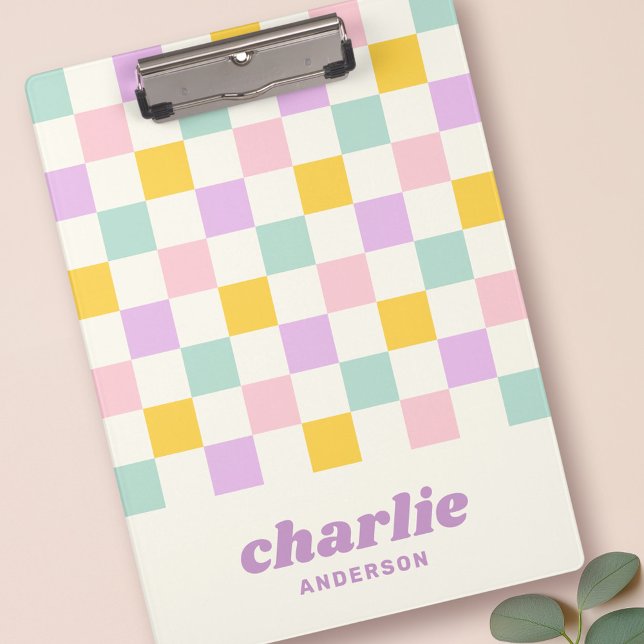 Carpeta De Pinza tablero de ajedrez azul púrpura amarillo rosa (Pink yellow purple blue checkerboard clipboard)