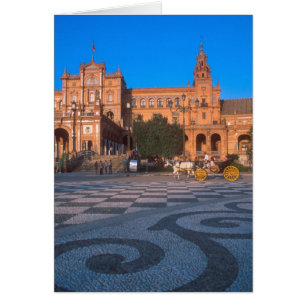 Carruaje de caballos en la Plaza de España en