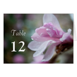 carta de la mesa de la cena con flores de magnolia
