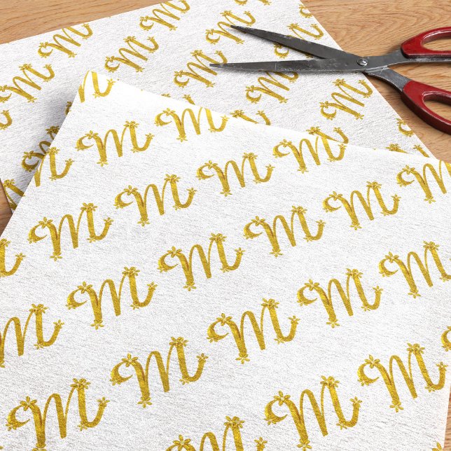 Carta dorada M Papel monográfico (White & gold letter M tissue paper perfect for your Mom or anyone who has a name that begins with M)