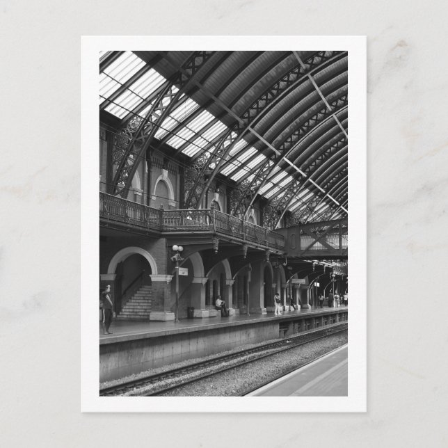 Cartão Postal - Interior da Estação da Luz (Nº 4) (Anverso)