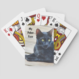 Cartas de juego de cara de póquer de gato negro se