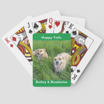 Cartas de juego de perros con velas felices bailey