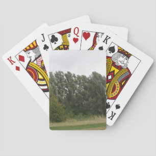 Cartas de juego horizontal de árboles inclinados