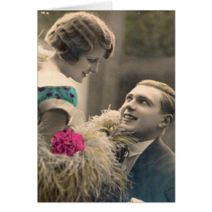 Cartas y regalos antiguos de parejas románticas