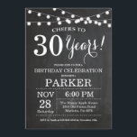 Cartel de invitación a los 30 años<br><div class="desc">Fondo del tablero de cartón de invitaciones de cumpleaños 30 con String Lights. Blanco y negro. 13. 15. 16. 18. 20. 21. 30. 40. 50. 60. 70. 80. 90. 100. Cualquier edad. Cumpleaños de adultos. Fiesta de cumpleaños de hombre o mujer. Para más personalización, haga clic en el botón "Personalizar"...</div>