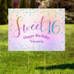 Cartel Dulce 16 Purpurinas Rainbow Ombre Dots Birthday Ya<br><div class="desc">"Feliz dulce 16". Anunciar al mundo que tu hija ha llegado a su cumpleaños. Todos los que pasen por allí no podrán perderse este impresionante, sencillo, festivo, moderno, personalizado símbolo de jardín. La tipografía del guion arcoiris purpurina, junto con el turquesa festivo, el rosa púrpura y el confetti dorado, superpone...</div>
