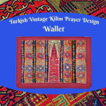 Cartera De 3 Hojas Diseño de alfombras para la oración kilim de cosec<br><div class="desc">Este diseño tribal colorido y brillante se toma de una alfombra original tejida a mano y una alfombra de oración kilim vintage. El kilim se tejió en Turquía usando tintes vegetales y lana de hilado a mano. Los colores son azul intenso, azul marino oscuro, rojos rosas, naranja y blanco roto....</div>
