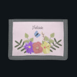 Cartera De 3 Hojas Flores y nombre rosado del Pastel de Mariposa<br><div class="desc">ilustracion floral de bonito sobre una cartera personalizada rosa pastel (se puede cambiar el color de fondo)</div>