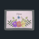 Cartera De 3 Hojas Flores y nombre rosado del Pastel de Mariposa<br><div class="desc">ilustracion floral de bonito sobre una cartera personalizada rosa pastel (se puede cambiar el color de fondo)</div>