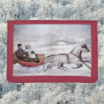 Cartera De 3 Hojas Navidad Vintage, Invierno Camino, Caballo Sleigh<br><div class="desc">Diseño de vacaciones de Navidades de ilustracion de época publicado originalmente por Currier & Ives en 1853 y titulado The Road - Winter. Este diseño romántico y romántico se caracteriza por una pareja que da un romántico paseo en invierno en un caballo tirado en trineo sobre el paisaje nevado. Esta...</div>