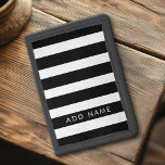Cartera De 3 Hojas Nombre personalizado del patrón rayado blanco y ne<br><div class="desc">Bandas de rugby - Un patrón preppy con franjas atrevidas y un monograma de su nombre o apellido. Este diseño incluye un patrón de rayas blancas a la moda - Si su arte todavía necesita ser ajustado, haga clic en el Personalizar Este botón. Esto le llevará a un área de...</div>