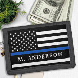 Cartera De 3 Hojas Oficial de Policía Personalizado Línea Azul Delgad<br><div class="desc">Billetera delgada de la línea azul - Bandera estadounidense con colores de bandera policial, moderno diseño azul negro . Personaliza con el nombre del oficial de policía. Esta cartera personalizada de la policía es perfecta para la policía y las familias que aplican la ley y todos los que los apoyan....</div>