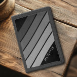 Cartera De 3 Hojas Patrón de rayas retro Viñeta gris negro<br><div class="desc">Añade tu nombre a este diseño masculino con franjas audaces. Un diseño retro con fuente inspirada en los años 70 y un patrón mínimo. Se pueden cambiar todos los colores. Crea tu propio y cambia los colores a tu combinación favorita.</div>