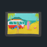 Cartera Retro Surfer Couple Nylon<br><div class="desc">Todos los días se puede pasar un día en la playa con esta billetera de Nylon de la Pareja Surfer Retro. El estilo de los años 60, con un diseño de arte minimalista, cuenta con una pareja encantadora de divertirse, adoradora del sol, que busca emoción, lista para coger una ola....</div>
