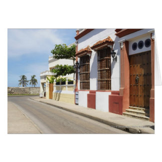 Casa al borde de la carretera