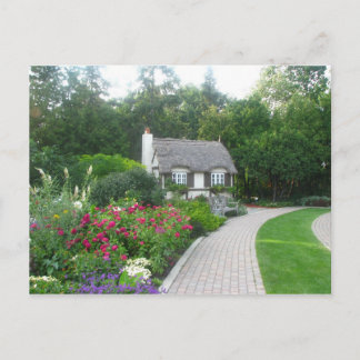 Casa de campo en la postal inglesa de los jardines