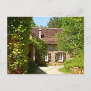 Casa de campo francesa y postal de cometas
