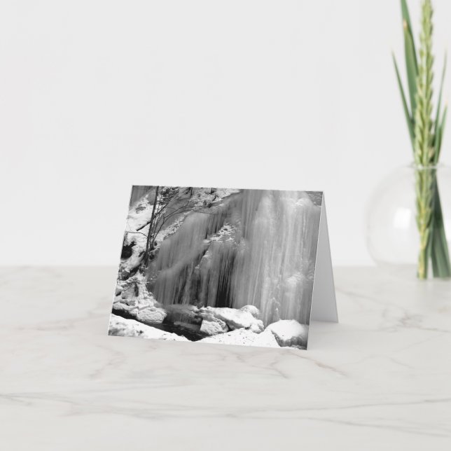 Cascada congelada en blanco y negro (Anverso)