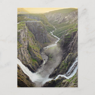 Cascada de Voringsfossen en Noruega postal