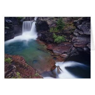 Cascada St Mary en el Parque Nacional Glaciar en