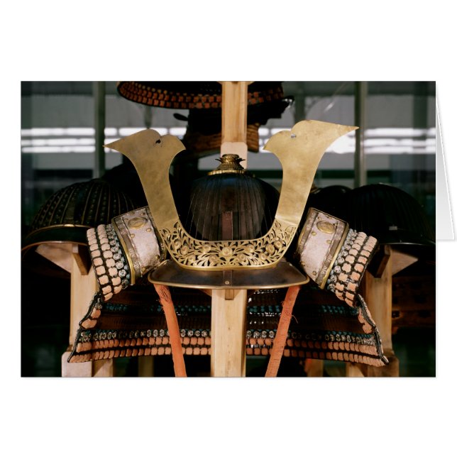 Casco de Samurai, mediados del siglo XIV (Anverso (Horizontal))