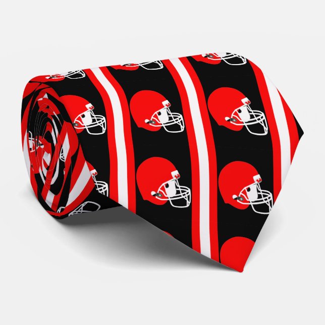 Casco rojo de fútbol en corbata negra 2 (Enrollado)
