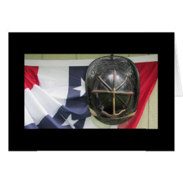 Casco y bandera del fuego