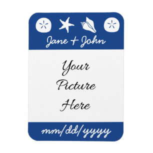 Cascos de verano en el imán azul de guardar la fec