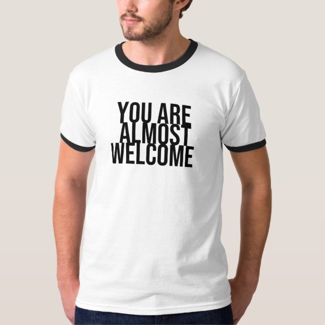 Casi eres una camiseta de bienvenida (Anverso)