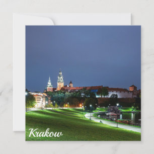 Castillo Wawel de noche en Cracovia, Polonia